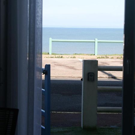 Escapade En Mer เอิลท์ ภายนอก รูปภาพ